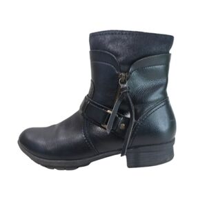 Clarks Ankle Boots Women's 9.5 Black Leather Riding Moto Buckle Boots